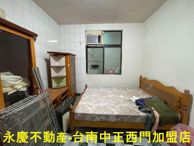 台南東區透天-6