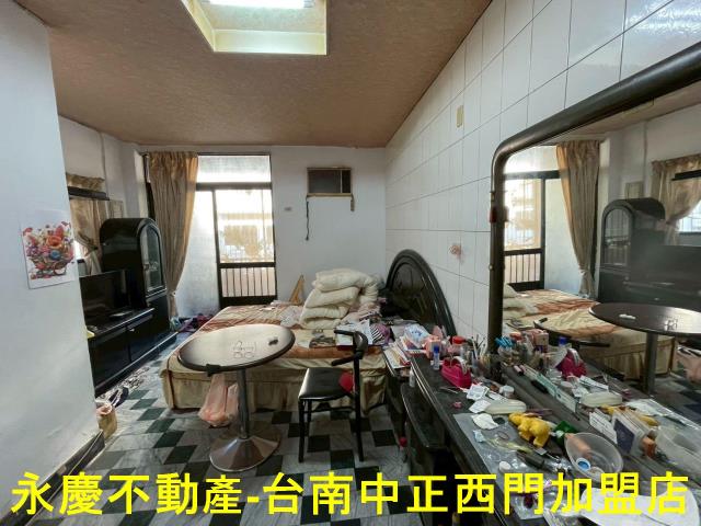 台南東區透天-8