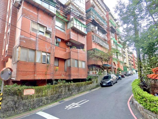 台北拍賣大樓-2