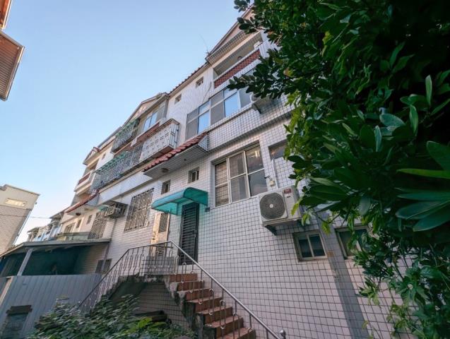 苗栗法拍透天-1