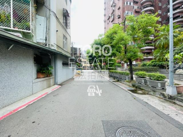 台北士林大樓法拍-7