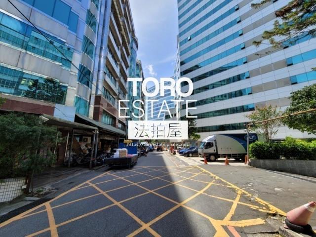 新北新店華廈法拍-8