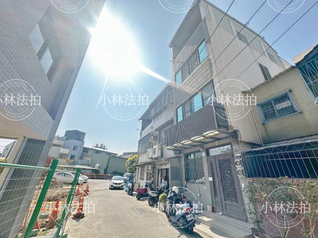 大雅法拍透天-3