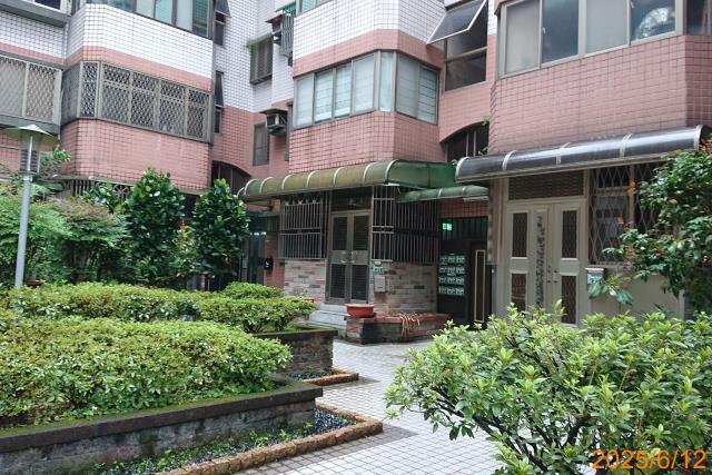 桃園桃園區法拍大樓-3