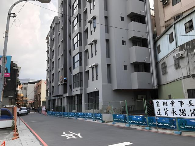 新北板橋大樓法拍-2