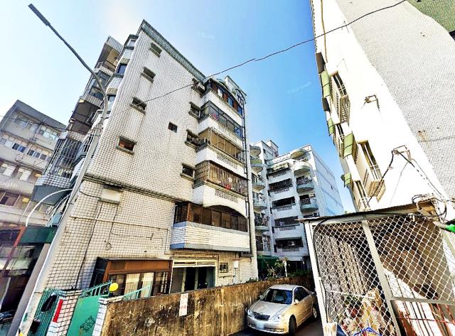 嘉義市長榮街電梯四房