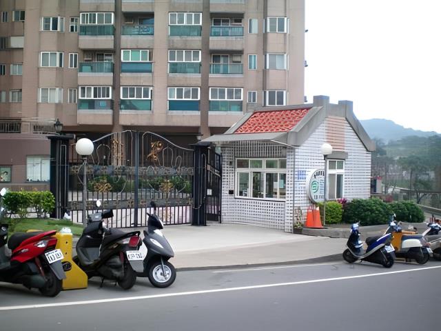 基隆中正區大樓法拍-2