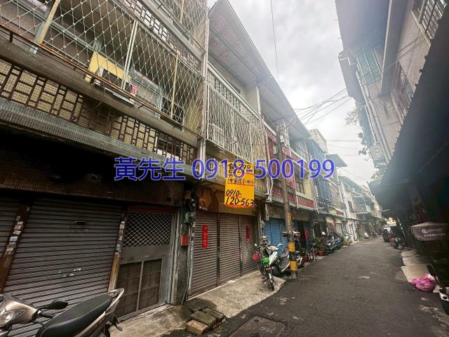 台中大里法拍透天-3