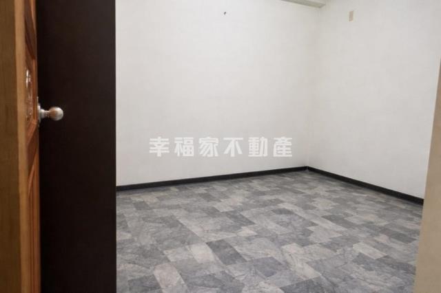 台南北區店面-11