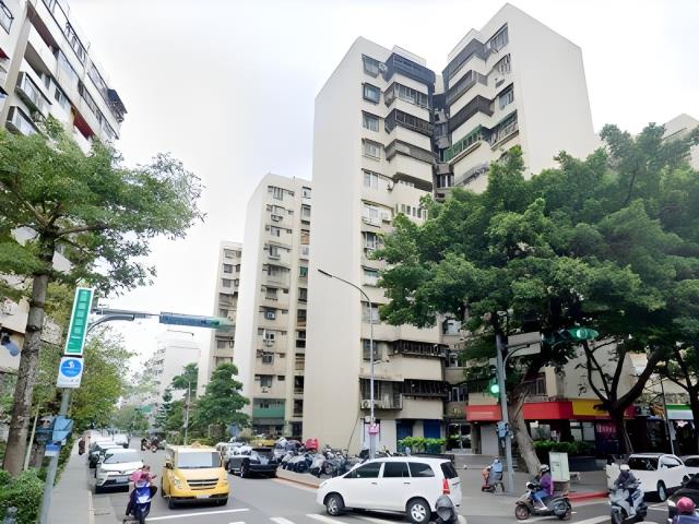 台北萬華拍賣大樓-1