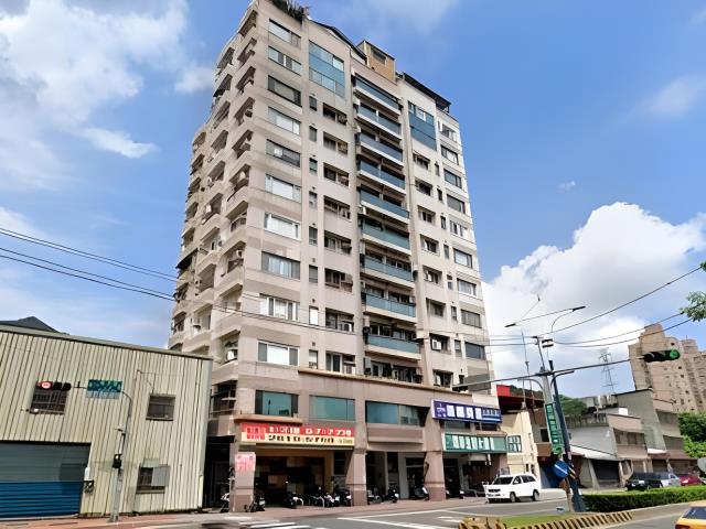 八里大樓拍賣-2