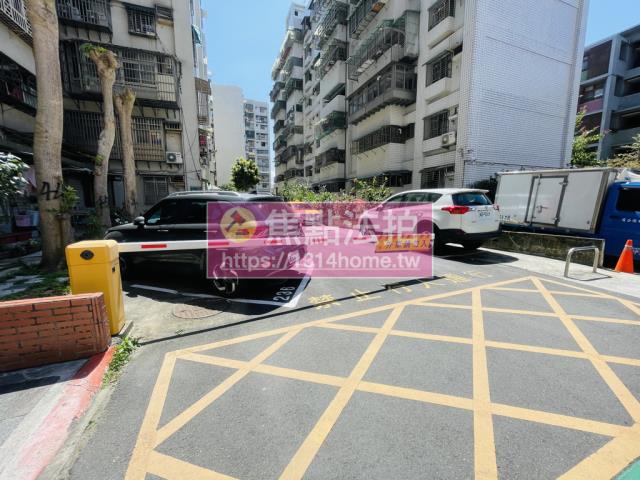 台北萬華法拍大樓-12