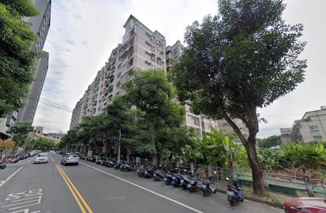 台中大里華廈拍賣-2