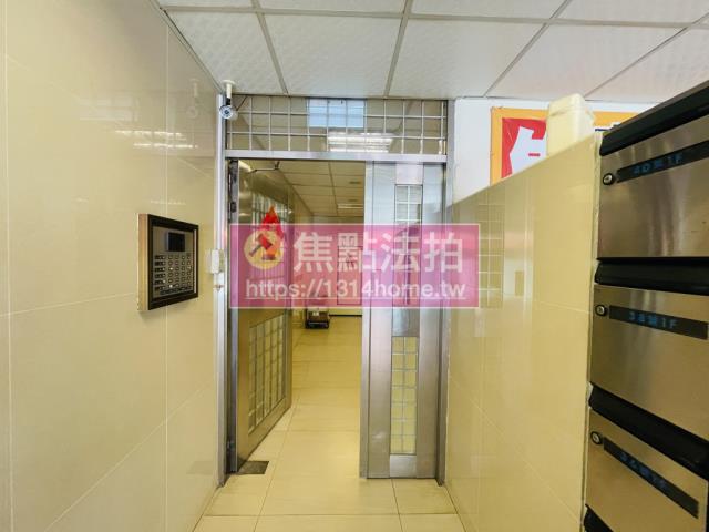 台北法拍大樓-12