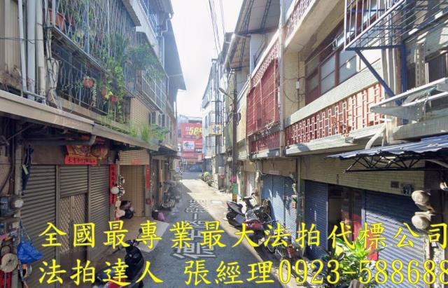 台中大里法拍透天-2