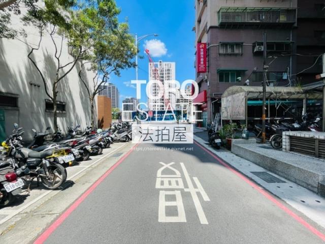 新北新莊拍賣大樓-6