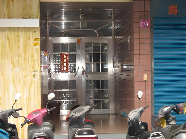 桃園中壢大樓法拍-1