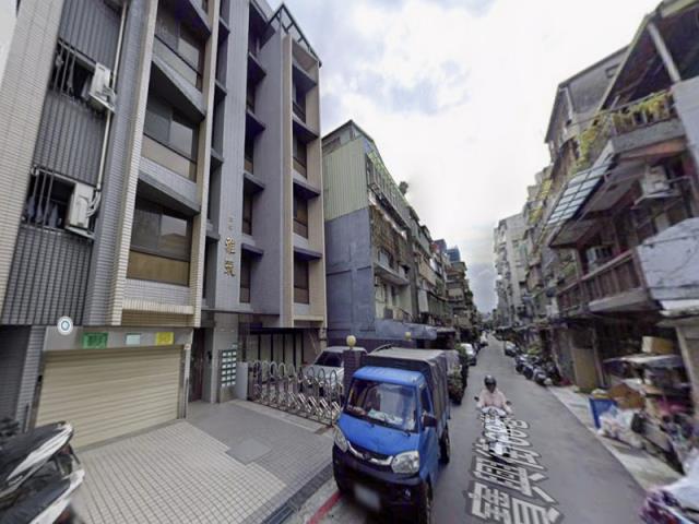 萬華華廈法拍-6