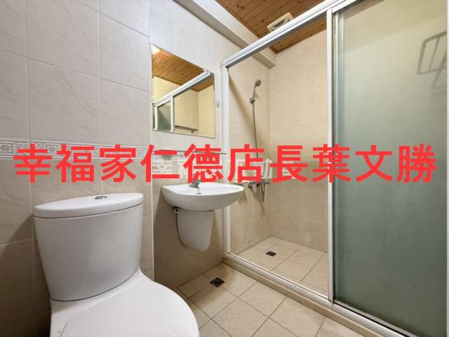 台南東區透天-12