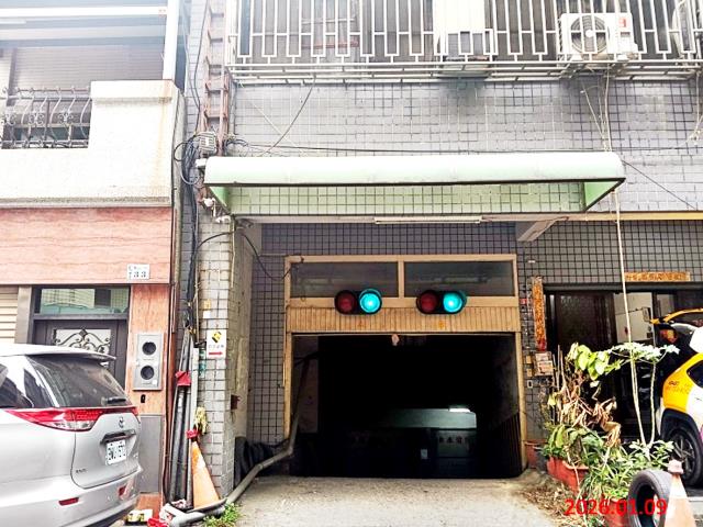 西區法拍大樓-4