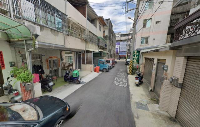 台中龍井法拍透天-3