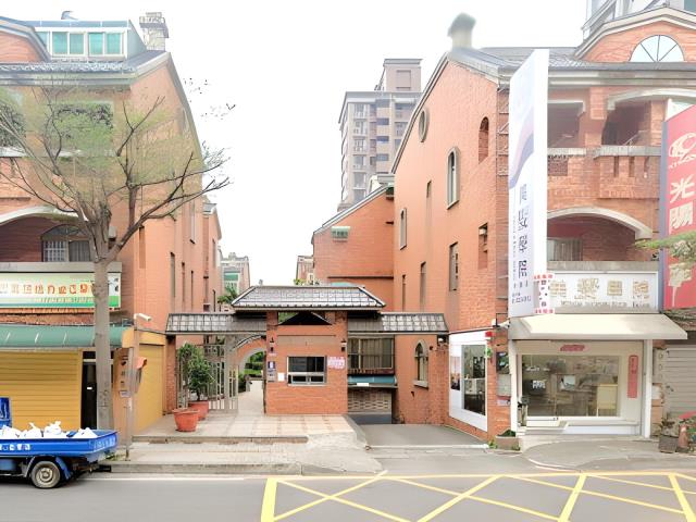 桃園中壢法拍透天-1