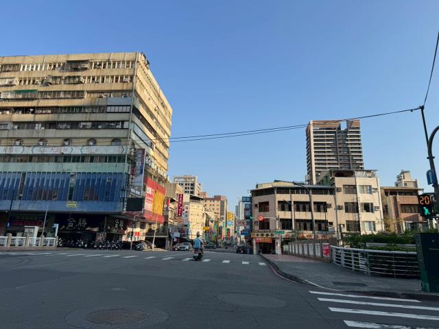 三民區拍賣華廈-6