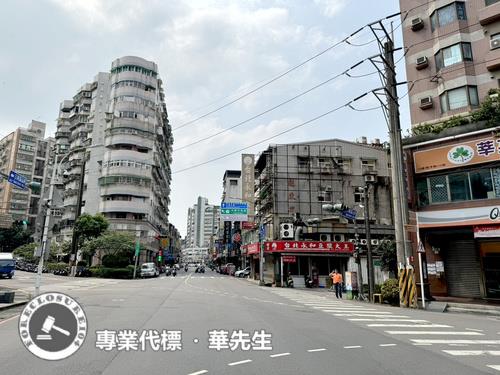 三峽法拍透天-1