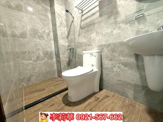 台南北區店面-8