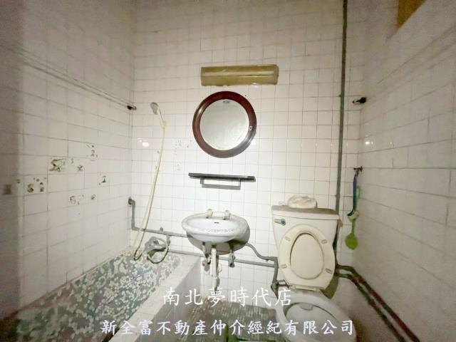 台南南區透天-9
