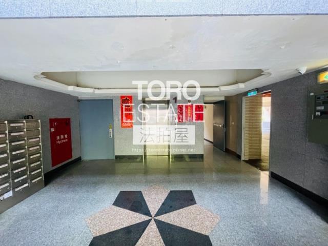 五股法拍大樓-3