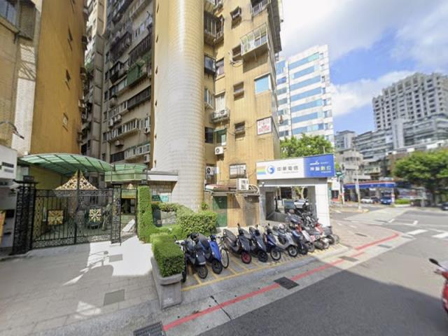 台北信義區法拍大樓-3