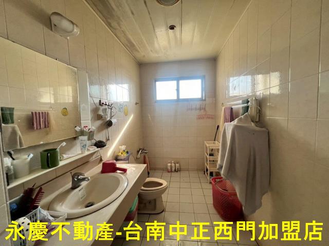 台南安南透天-9