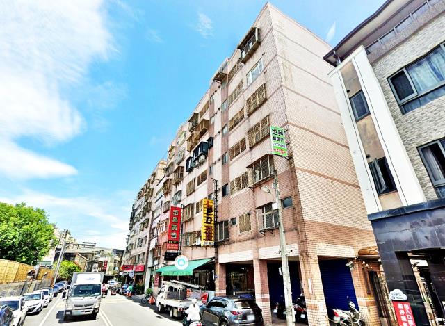 宜蘭市延平路三房