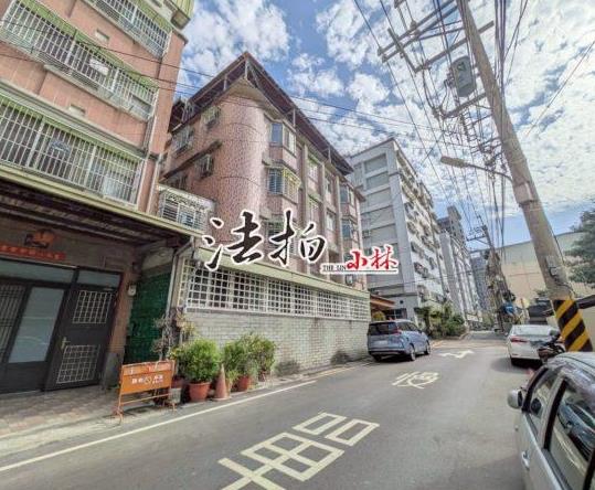 潭子法拍透天-2