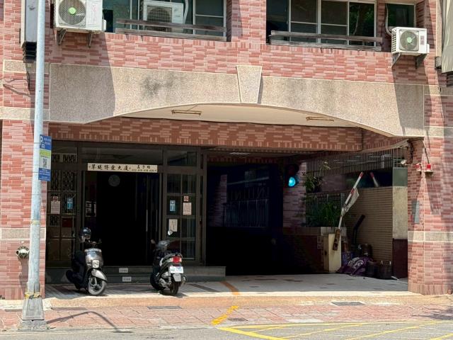 高雄左營法拍大樓-5