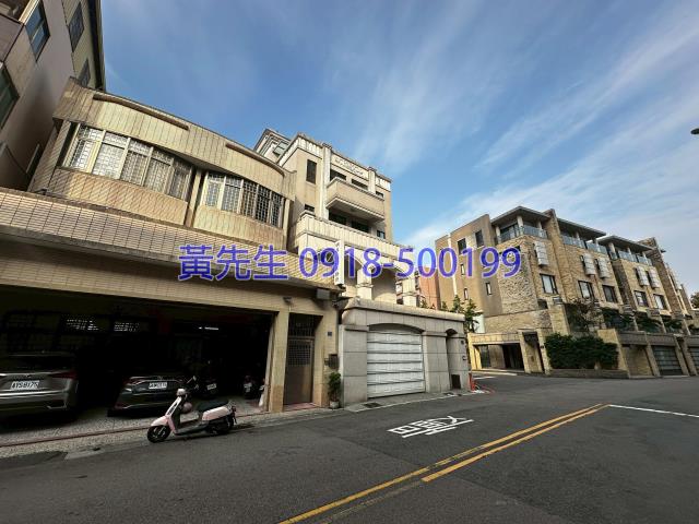 東區拍賣透天-2