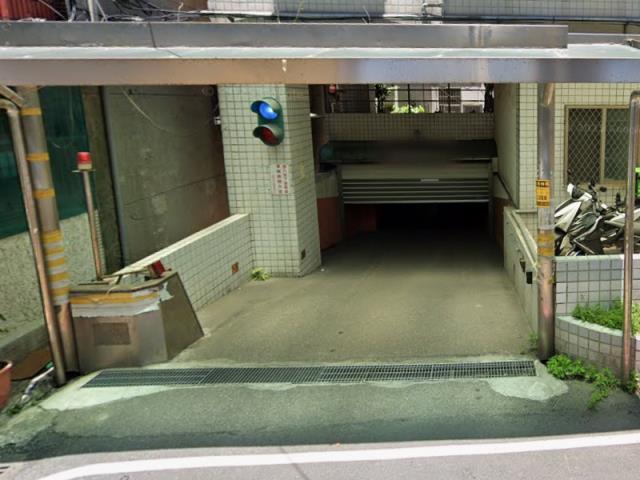 新北土城大樓法拍-3