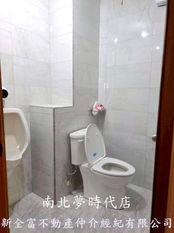 高雄茄萣店面-4