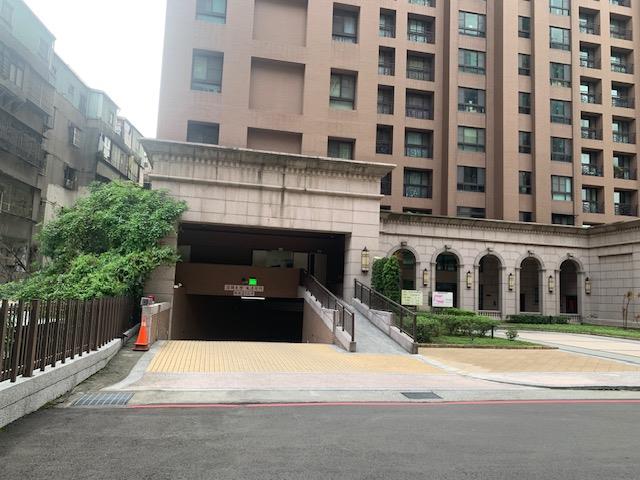 龜山拍賣大樓-10