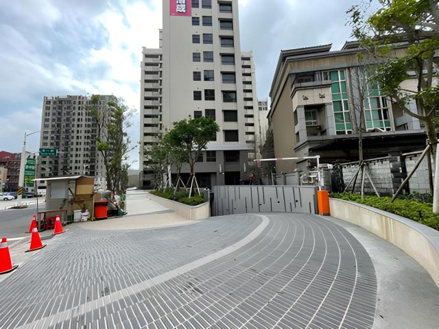 桃園桃園區法拍大樓-4