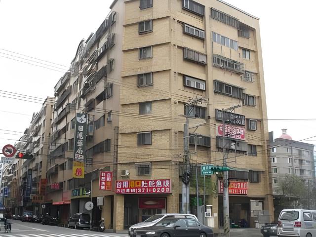 桃園八德大樓法拍-1