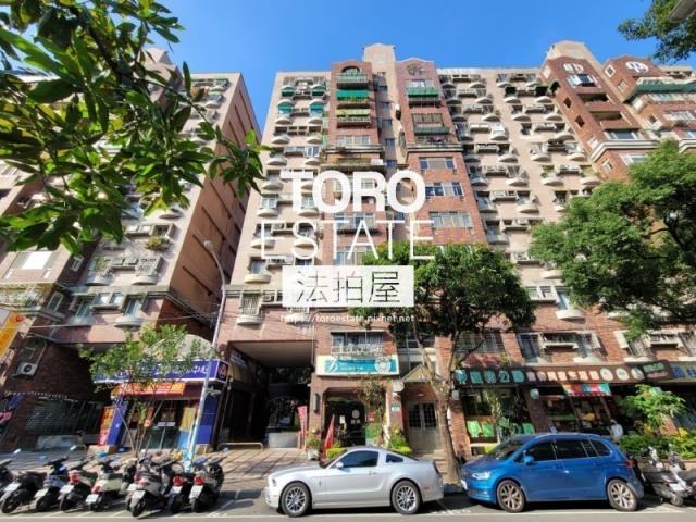 新北板橋拍賣大樓-1