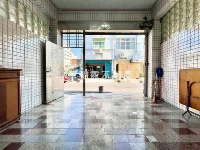 新營店面-2