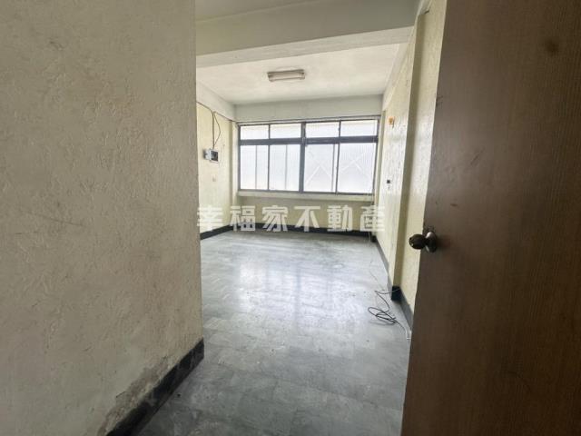苓雅店面-12