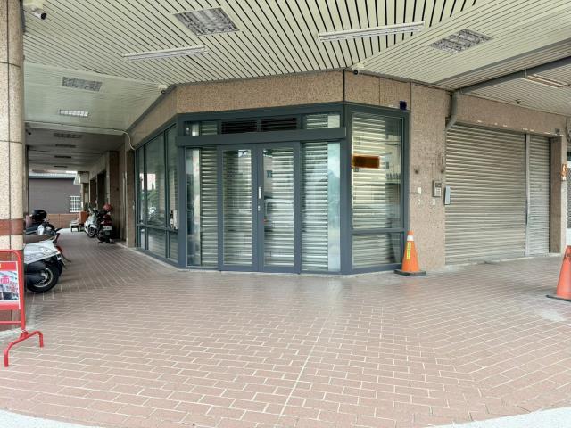 南投草屯店面-2