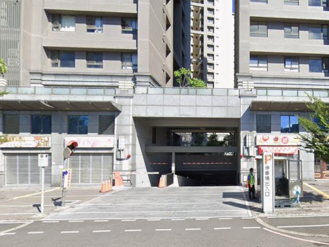 新北板橋大樓法拍-3