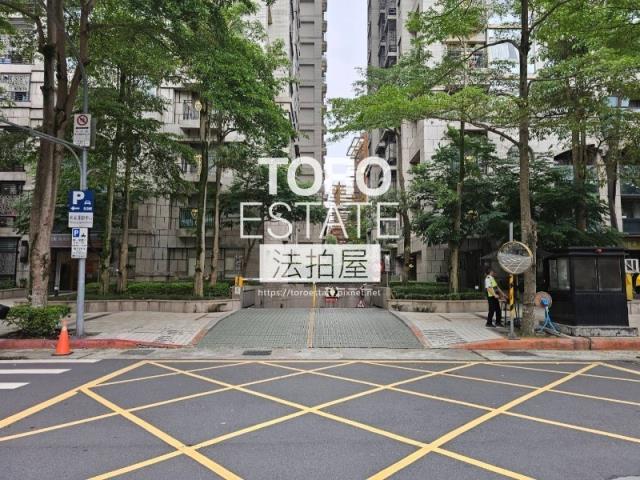 台北南港法拍大樓-7