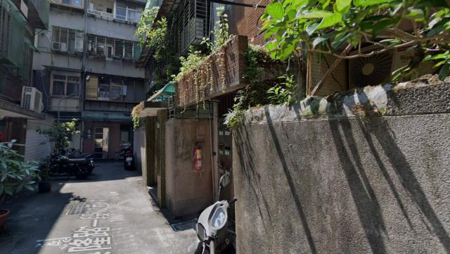 台北文山區法拍公寓-1