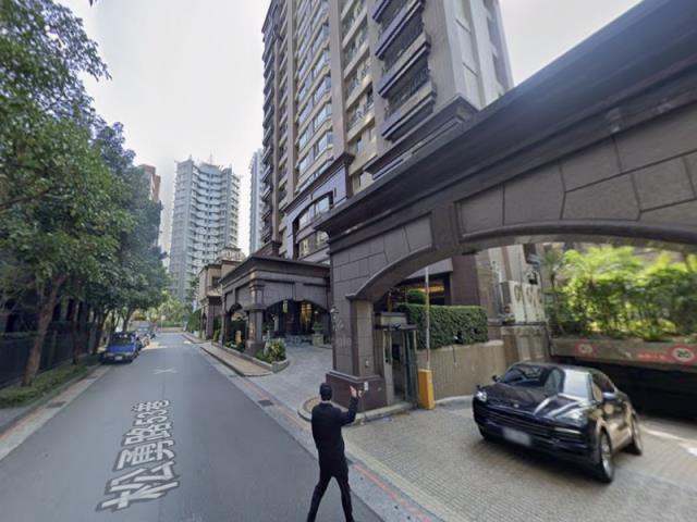 台北信義區大樓拍賣-5